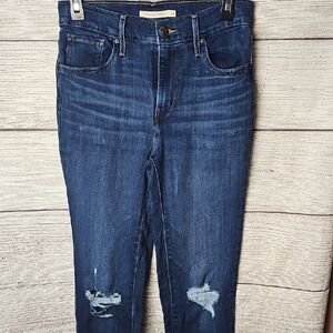 Levi's 724 High Rise Straight Jeans